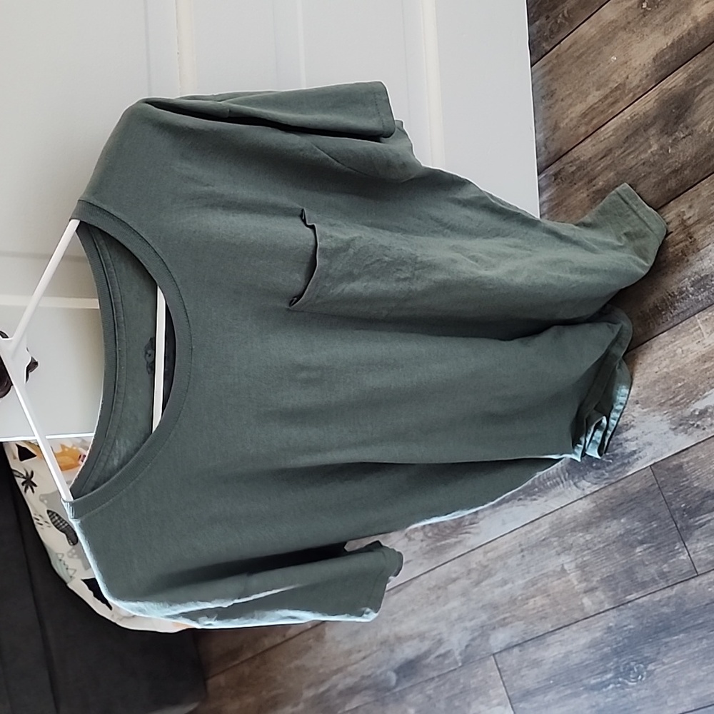 LAST CHANCE Green pocket shirt